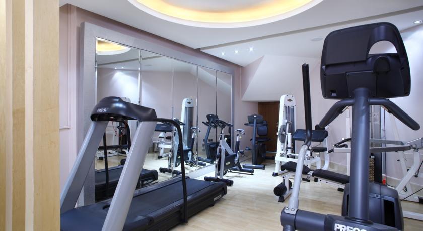 Le Royal Tower Hotel Kuwait City Exterior photo